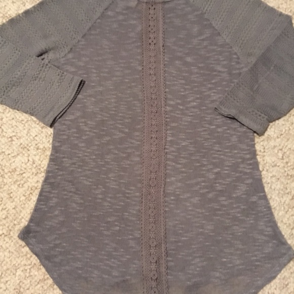 Oversized Lightweight Sweater: Lace - Picture 4 of 6